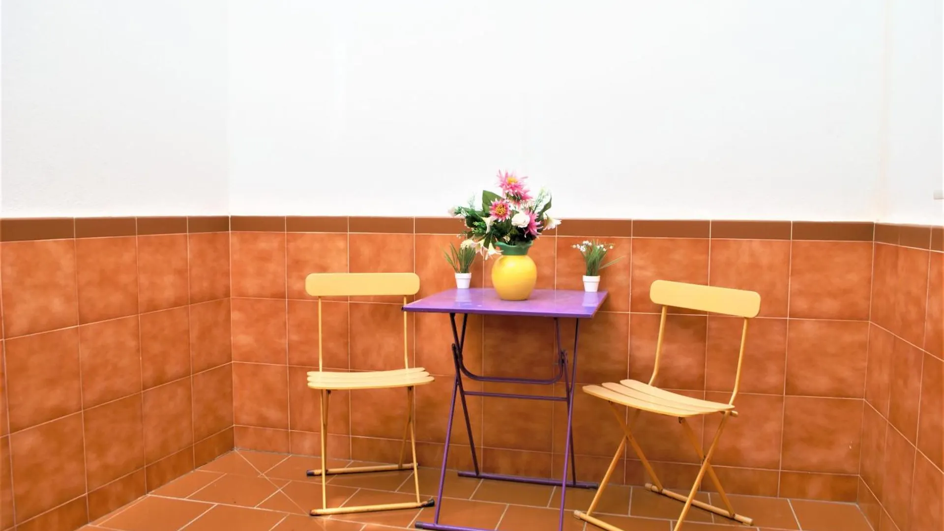 Small Building With 2 Apartments Malaga
