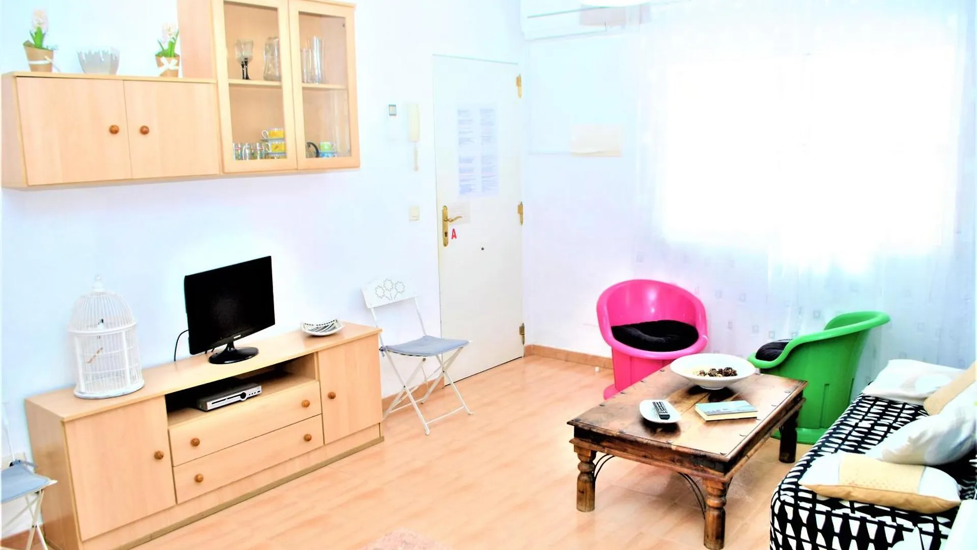 Small Building With 2 Apartments Malaga